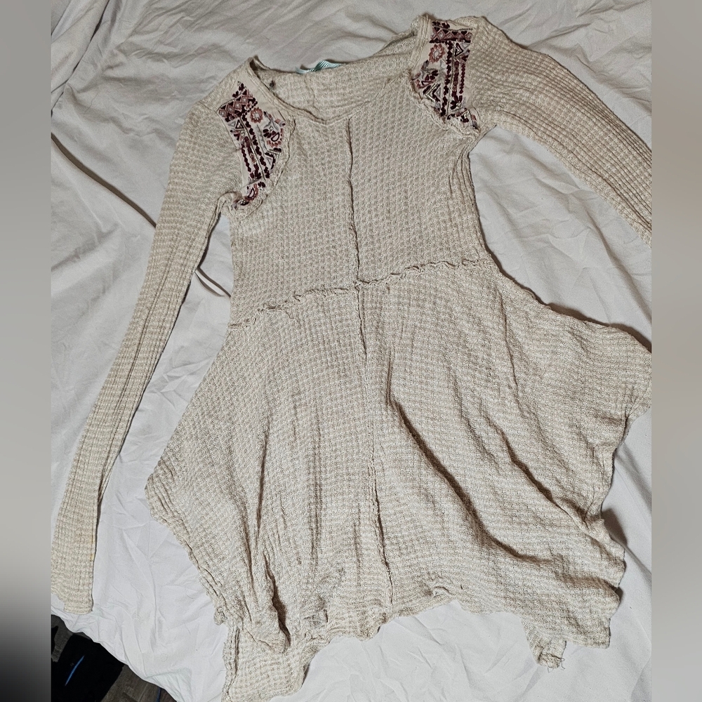 Maurices Asymmetrical Hankerchief Shirt